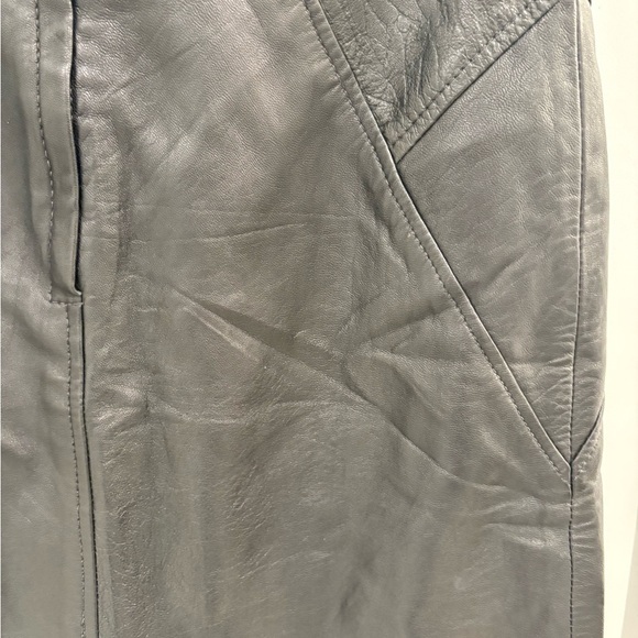 Vintage Soft Black Leather Skirt Size 8 - Picture 9 of 16